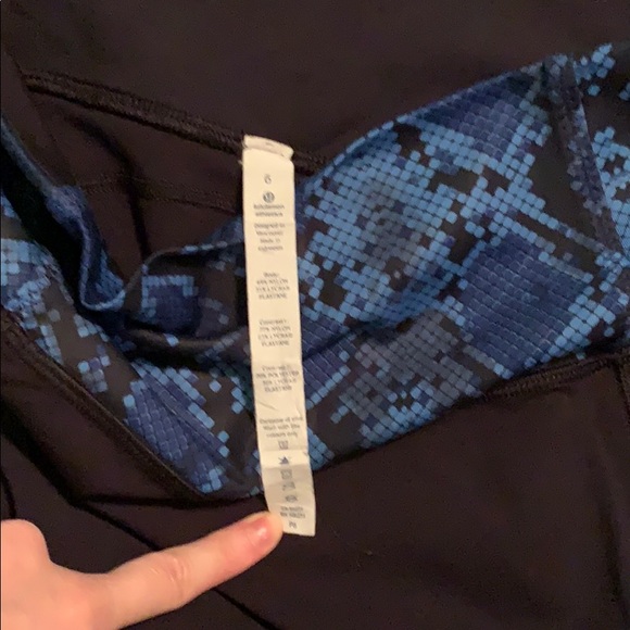 Navy Blue Lululemon Leggings - Picture 4 of 7